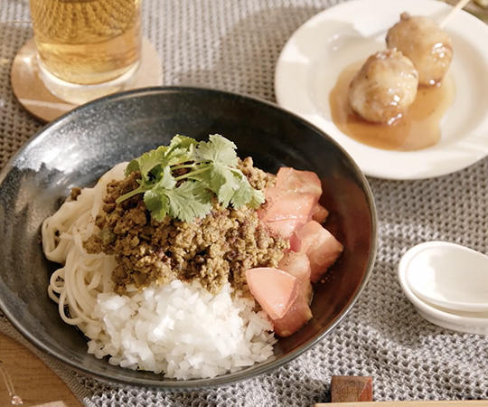 スパイス油うどん