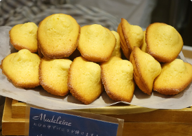 パリでの感動が原点、”パン屋の”焼き菓子