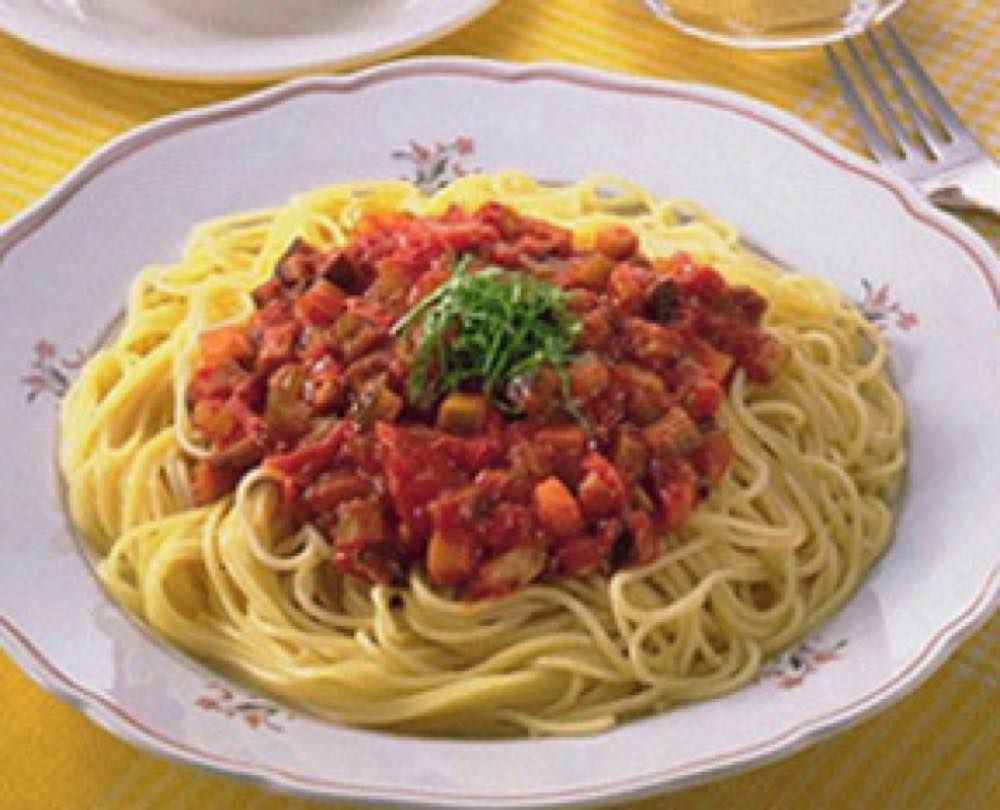 野菜のトマトソーススパゲティ