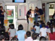 An environmental conservation class taught by Thai Nisshin Seifun employees  