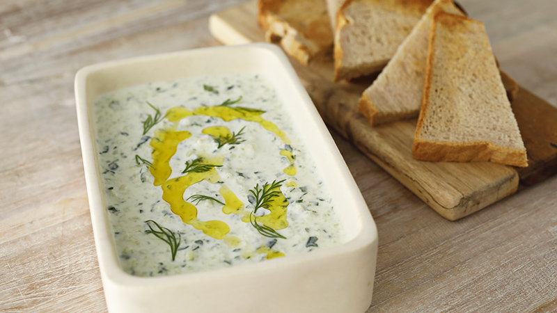 ザジキ ギリシャ風ヨーグルトときゅうりのディップ 日清製粉グループ